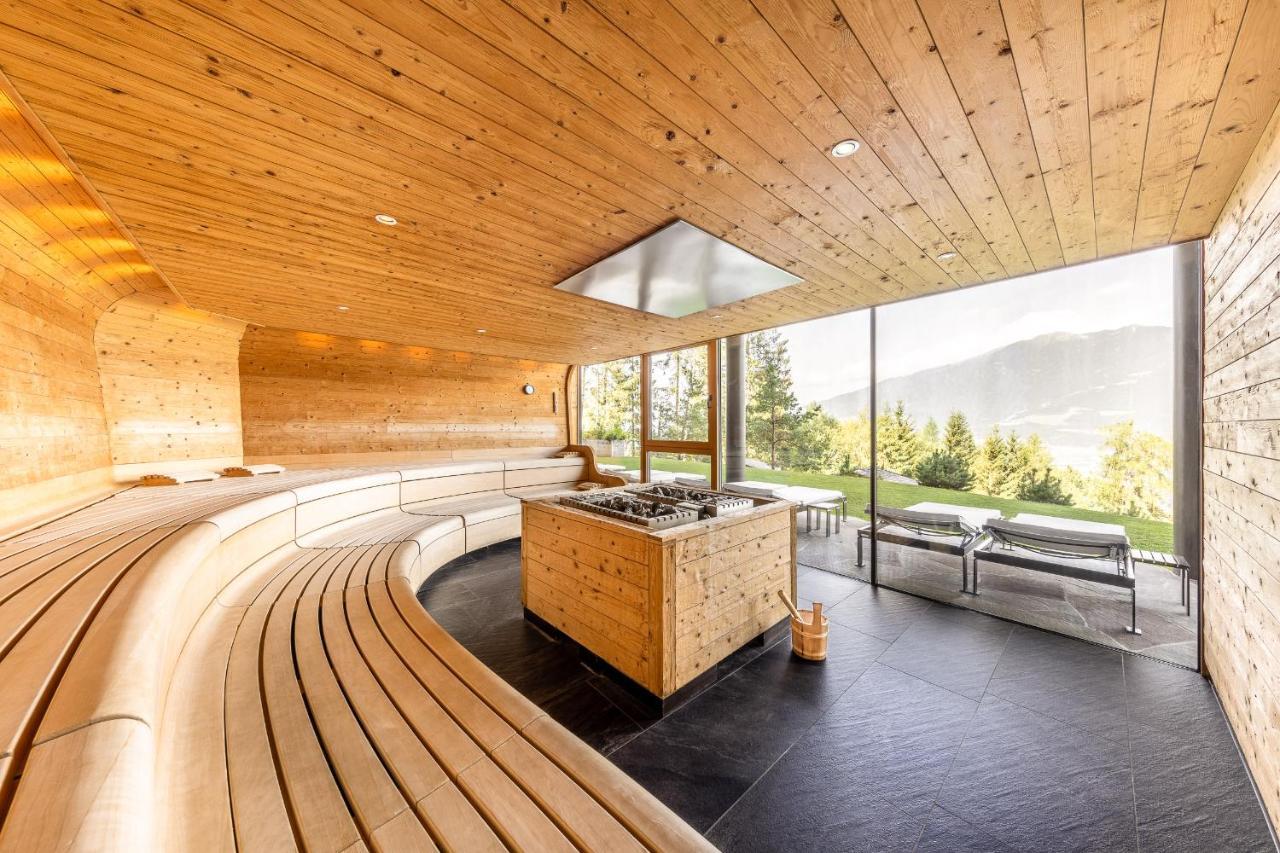 My Arbor - Dolomites Bressanone Exterior foto The interior of the Swiss Pavilion